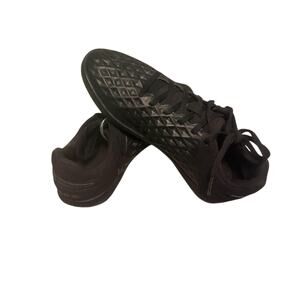 NIKE TIEMPO LEGEND 8